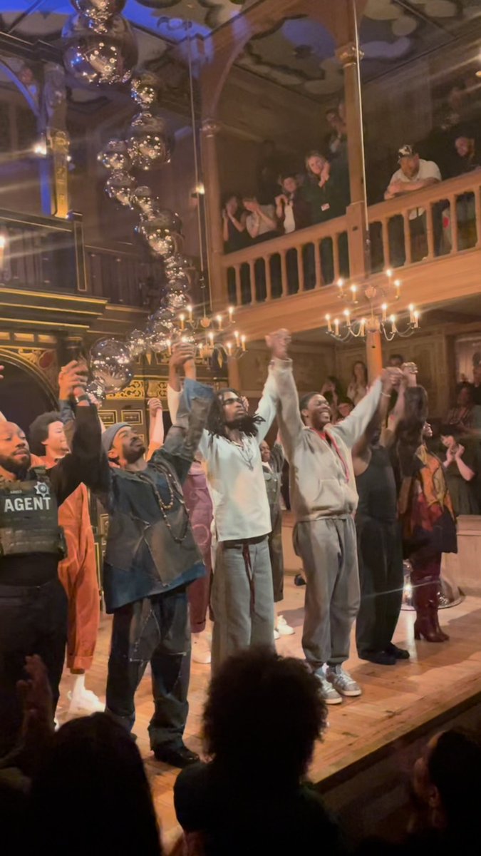 Opening night of Deep Azure, written by the late Chadwick Boseman, at Shakespeare's Globe ๐ญ ๐ญ Deep Azure is an epic and unflinching story of police brutality, systemic oppression, grief and protest. The story unfolds through powerful, poetic verse, all set within the breathtaking candlelit intimacy of the Sam Wanamaker Playhouse. ๐๏ธ Get tickets: