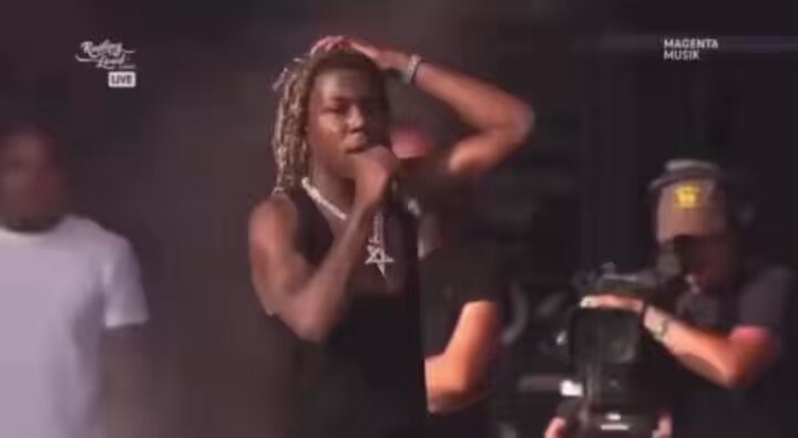 When Destroy Lonely accidentally performed the wrong song 😭 😂