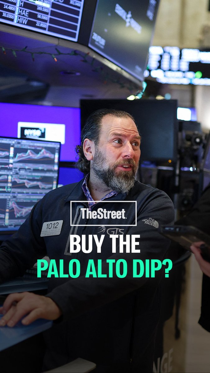 $PANW is down as the market prices in near-term integration risk from CyberArk + Chronosphere. That’s fair short term but as AI expands attack surface & machine identities outnumber humans, security spend supports Palo Alto’s path to $20B ARR by 2030.