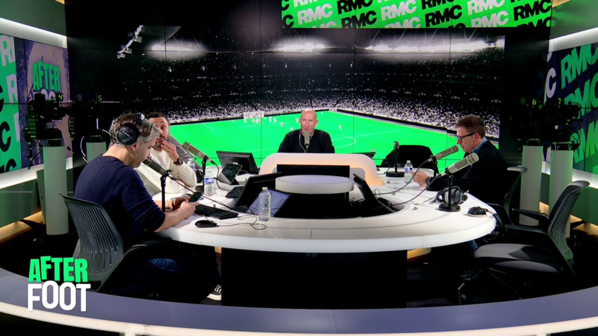 🎙 Ugolin, présent à l'Estádio da Luz : "C'est grave ce que j'ai vu en tribunes. À côté de moi, il y avait des pères de famille qui faisaient des signes de singe à côté de leurs enfants. Il y a eu une standing ovation pour le joueur qui a insulté Vinicius"