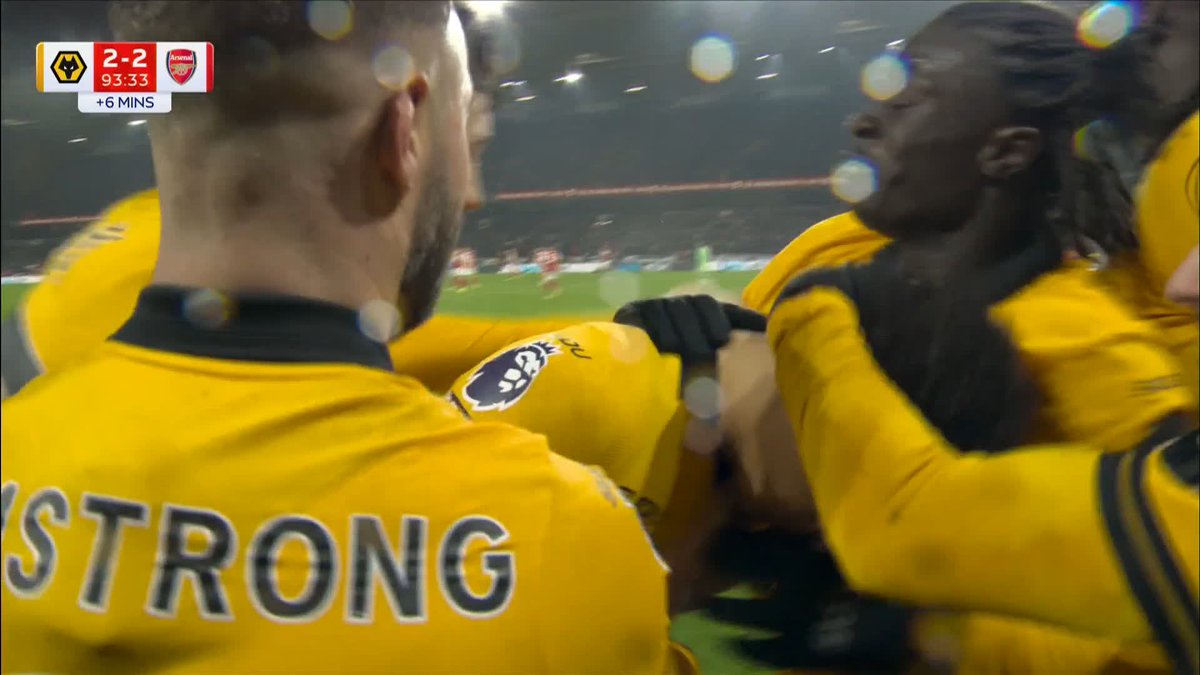 Wolves have EQUALISED in the 94th minute! 🤯