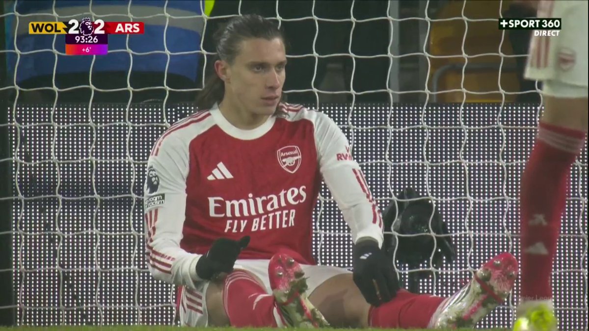 Marquer le but de l’égalisation à 2 minutes de la fin, dans ton propre stade puis en plus contre le 1er de PL supplément glissade sur les genoux et les supporters qui explosent de joie, j’aime trooooop