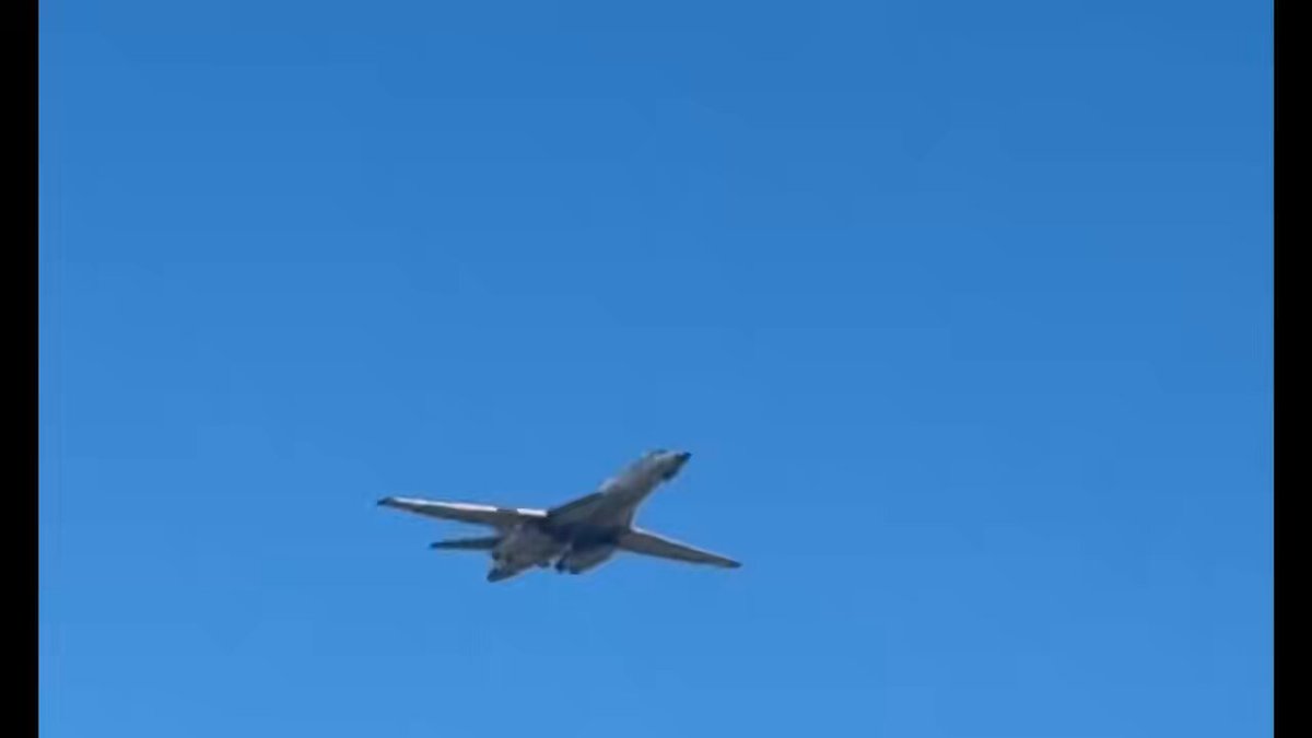 Naked Rage. B-1B Lancer 86-0115 departing and returning to Tinker AFB on a functional test flight with no paint yet. Recently she returned from a test flight with smoke in the cockpit, but good to go again today. Soon she’ll be painted and back with the 7th Bomb Wing at Dyess