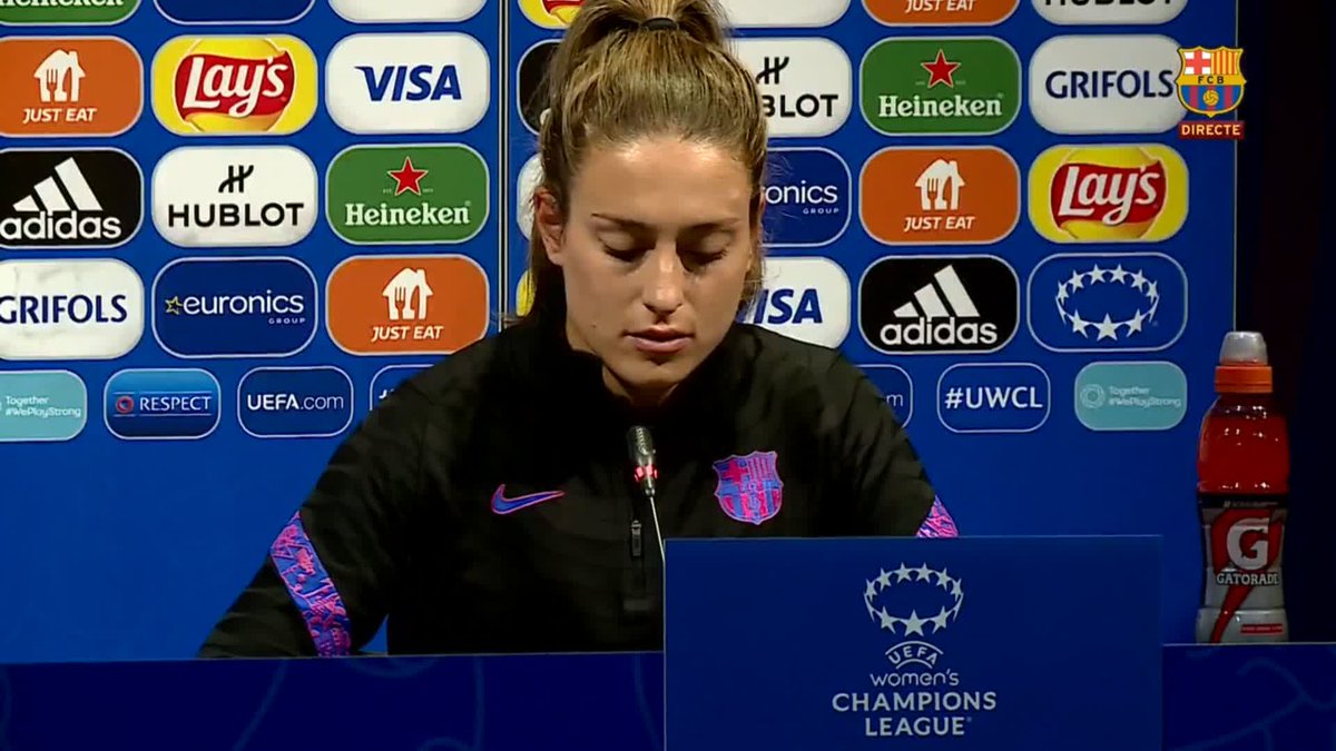 Alexia Putellas "No me imaginaba jugando en el Camp Nou. Me siento muy orgullosa de que el Barça lo haga posible, creo que puede marcar un antes y un después en el fútbol femenino"