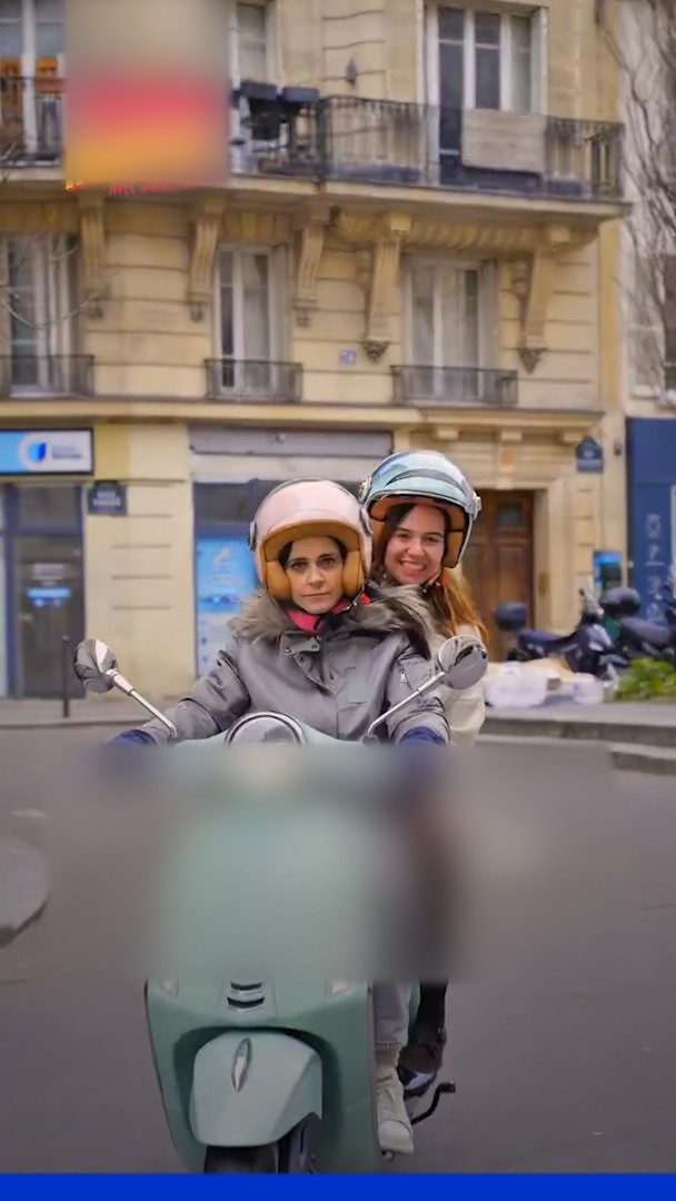 La chanteuse Koxie, interprète de “Garçon” rejoint la liste de Sarah Knafo pour les municipales à Paris