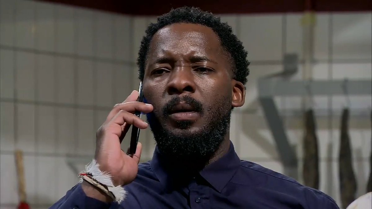 No guys, Nhloso is seriously losing his mind 😳eh! But hey… he chose this life mos 😅 #etvScandal