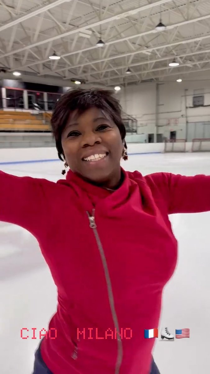 She's still got it! Surya Bonaly posts a video showing that nearly 30 years later, she's still nice on the ice. 🎥: suryabonaly1 / IG