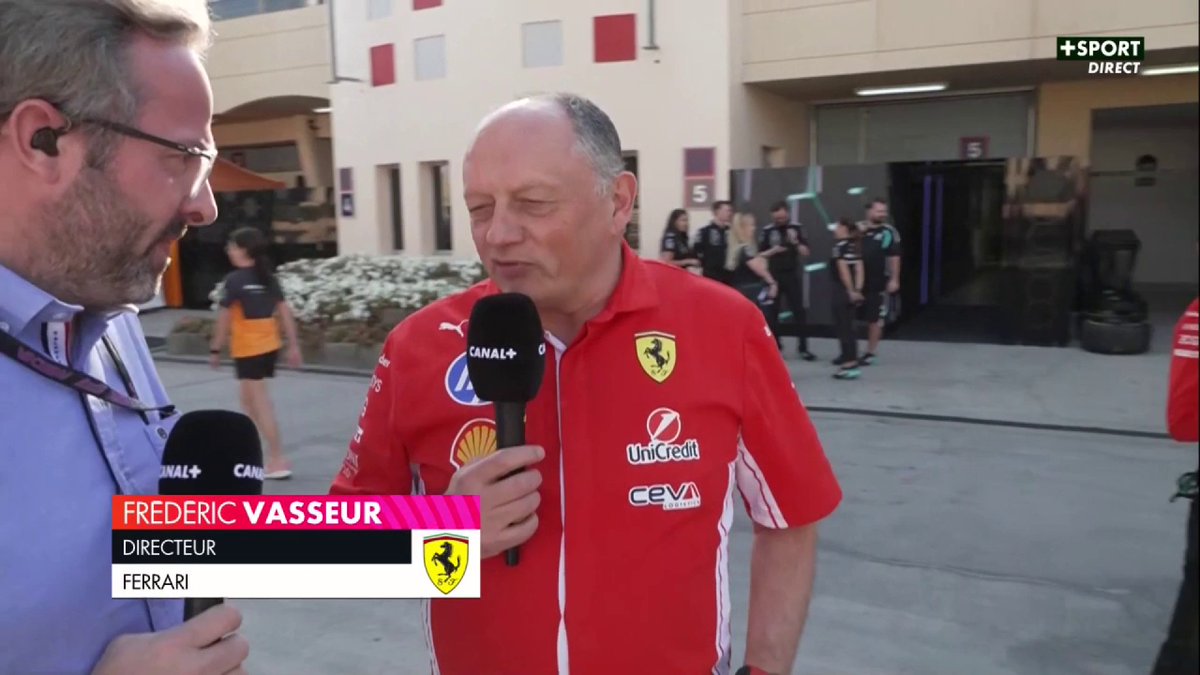 "Il ne faut pas avoir peur de l'innovation, il faut savoir prendre des risques sur la partie technique." Frédéric Vasseur nous parle de l'aileron arrière "macarena" et du travail de toute la Scuderia 😄 #F1Testing
