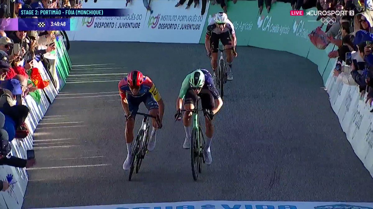 🏁🏇 ¿CICLISMO O FÓRMULA 1? LA 𝐍𝐄𝐗𝐓-𝐆𝐄𝐍 FINIQUITA A AYUSO 😱 Seixas derrota a Ayuso en un frenético duelo hasta la última décima de la carrera, pero el español es líder de la general por el puestómetro 🚴 Lo has vivido en Eurosport 2 y HBO Max España. #VoltaAlgarve