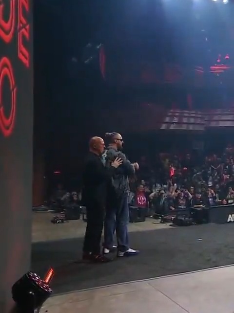 #AEW THROWBACK to when Don Callis rushed into the safe arms of Lance Archer because of the pyro!