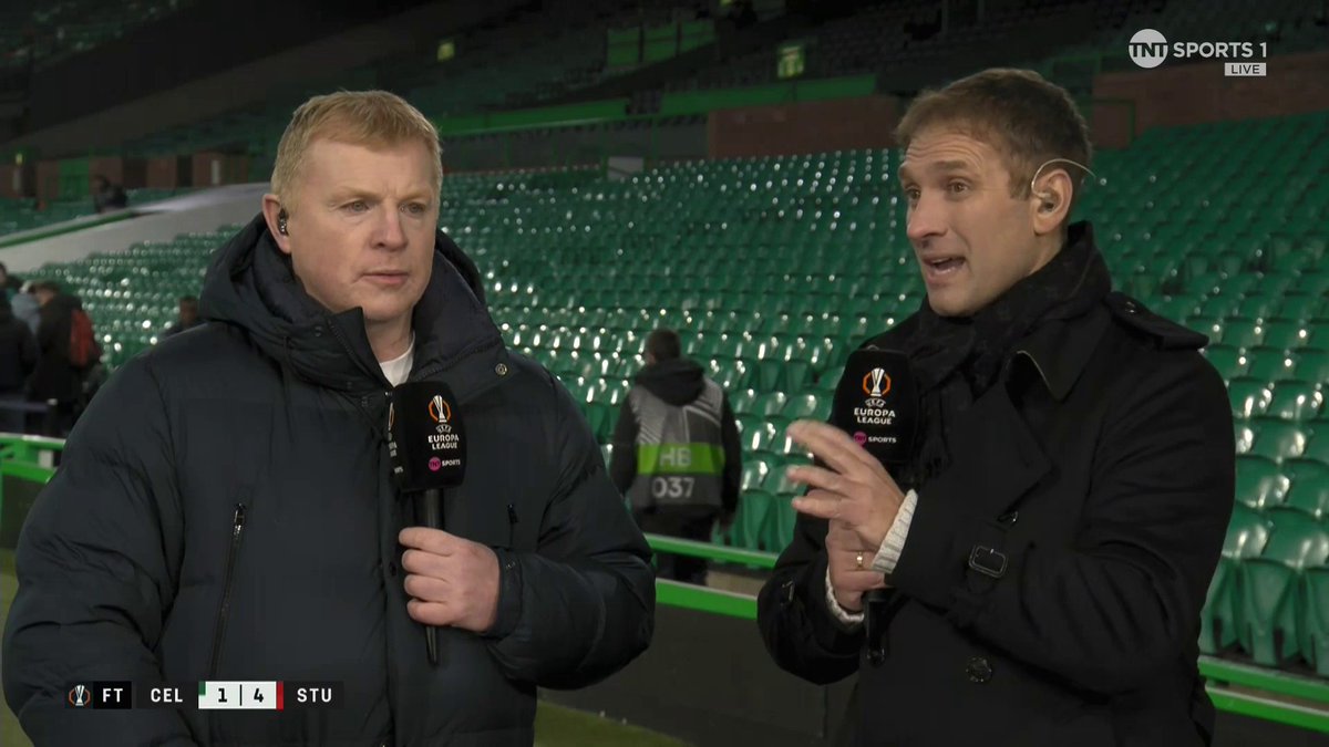 "It feels like the club are falling apart" Stiliyan Petrov discusses the current state of Celtic Football Club... 🎙️ Emma Dodds 📺 TNT Sports &amp; discovery+ UK