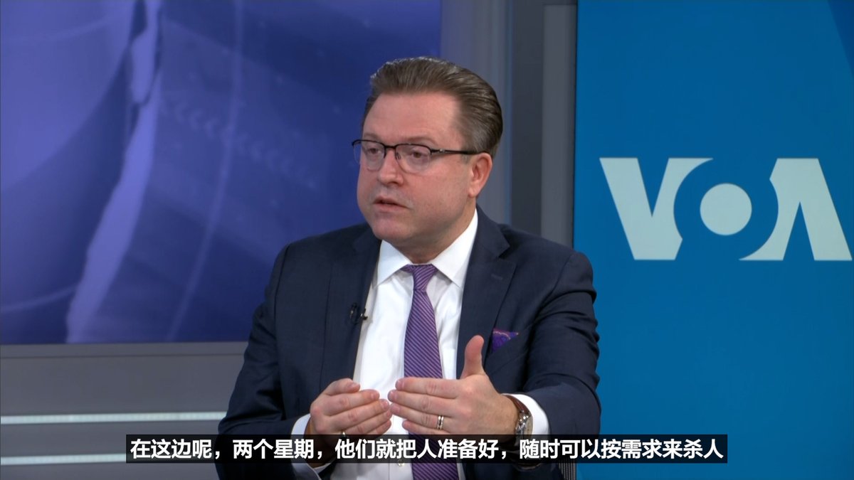 一名德国前移植外科医生告诉《按需杀戮》(Killed to Order)作者杨杰凯Jan Jekielek：一位患者十年内在中国三次接受肝移植。在文明社会，器官匹配往往需要等待数年；但杨杰凯说，在中国“两周内就能找到供体”，意味着有人已被按需准备好。 详细文字报道👉