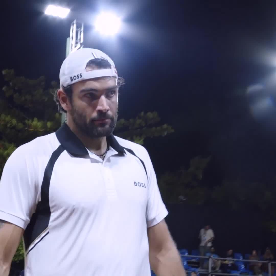 Burning the midnight oil 🌙 Matteo Berrettini survives a three-set battle vs Lajovic 3-6 6-4 6-2 to make the quarters in Rio! Rio Open
