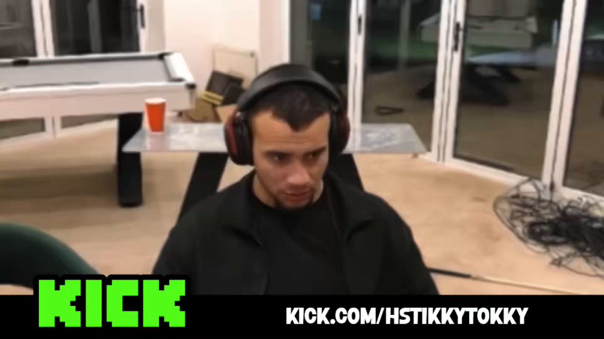 HsTikkyTokky got frustrated and crashed out on his team after they kept slowing down his internet making his stream to lag.