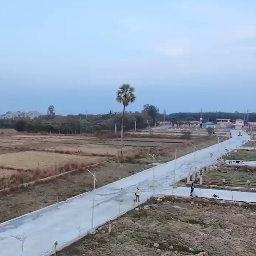 🚨 BREAKING: BITS-Hyderabad startup Apollyon Dynamics (Apollyon Dynamics) has successfully test-launched their jet-powered UAV from a moving car.