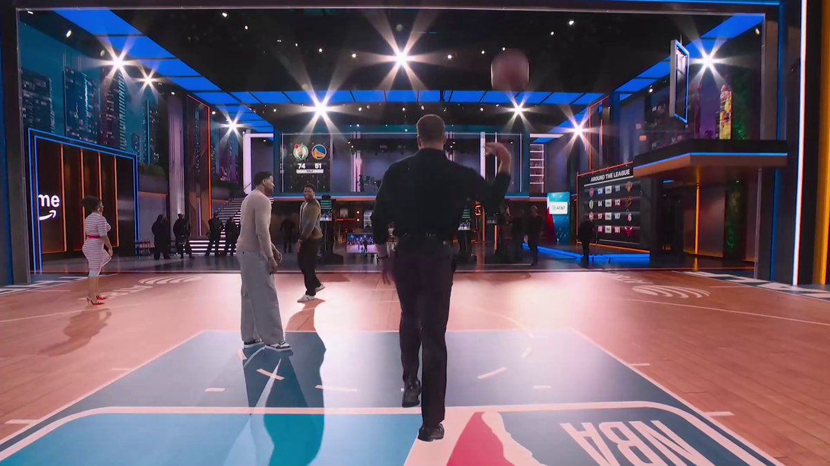 You ask, we deliver Blake Griffin 🤷♂️