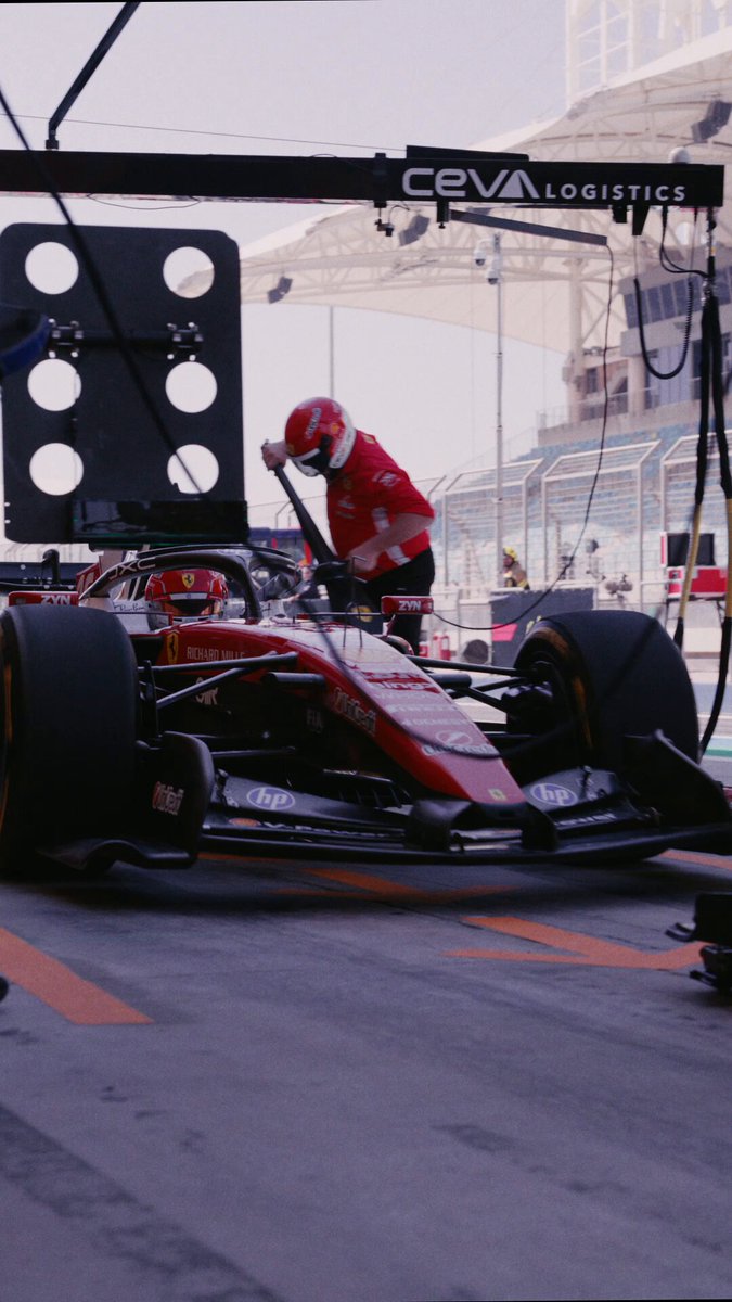 Let’s go catch some laps CL 🤝 (and some sun)