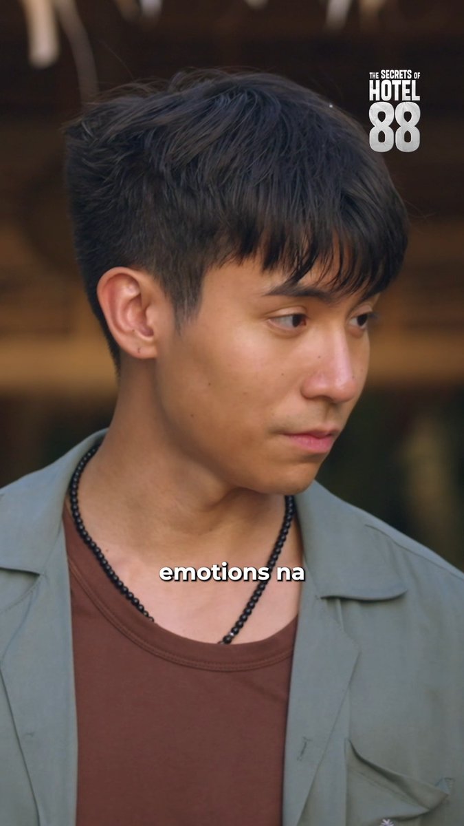 Panibagong sikretong malupit nanaman ang inyong matutuklasan. ๐ Ang paghahanda ni Brent Manalo bilang Gio Cabrera, isa sa sinamantala/saksi/sangkot sa #TheSecretsofHotel88. ๐จ Mapapanood mo na simula March 2 sa GMA Prime at February 23 sa iWant! Mapapanood din ito sa Kapuso Stream, GTV, GMA PinoyTV, and TFC!