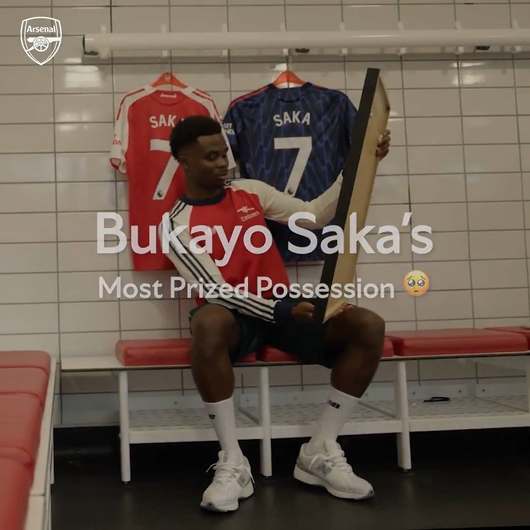 💬 “To finally do it with my boyhood club was special.” Bukayo tells the story of his Premier League debut for The Arsenal ❤️