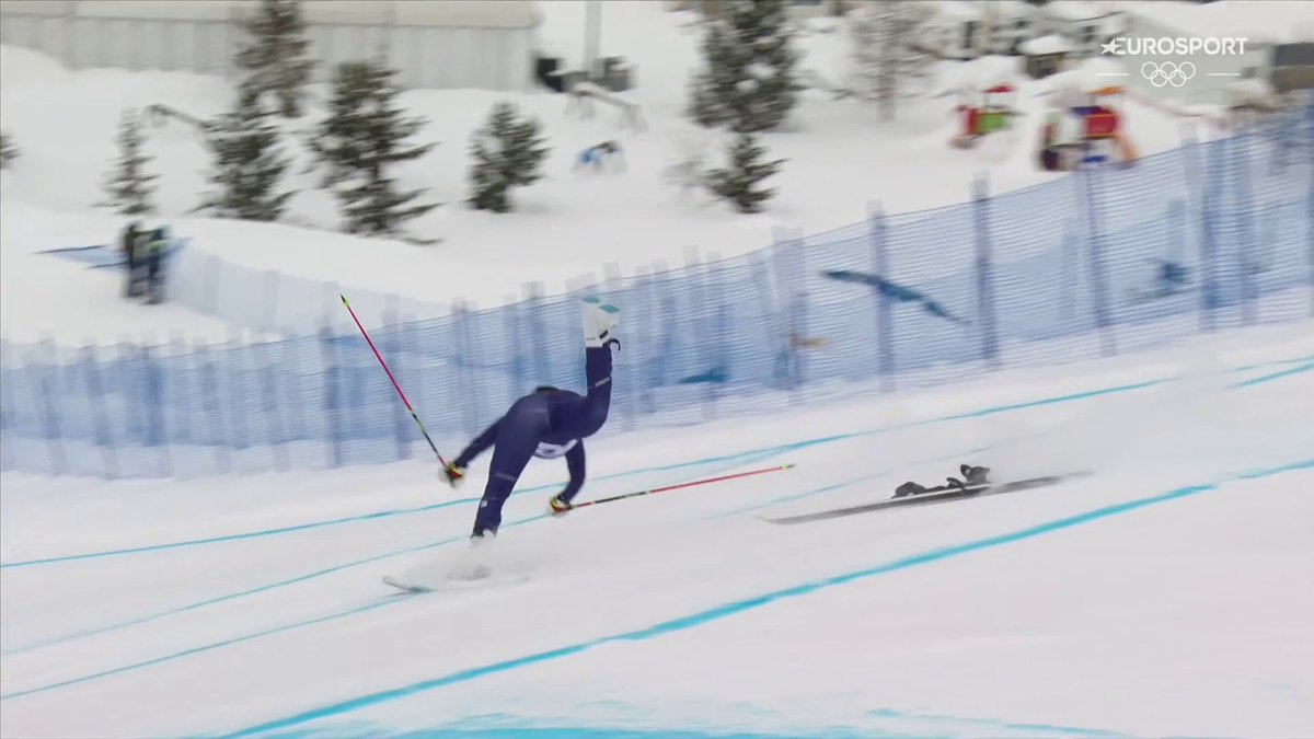La giapponese Makiko Arai arriva al traguardo a piedi ma si qualifica lo stesso agli ottavi di finale