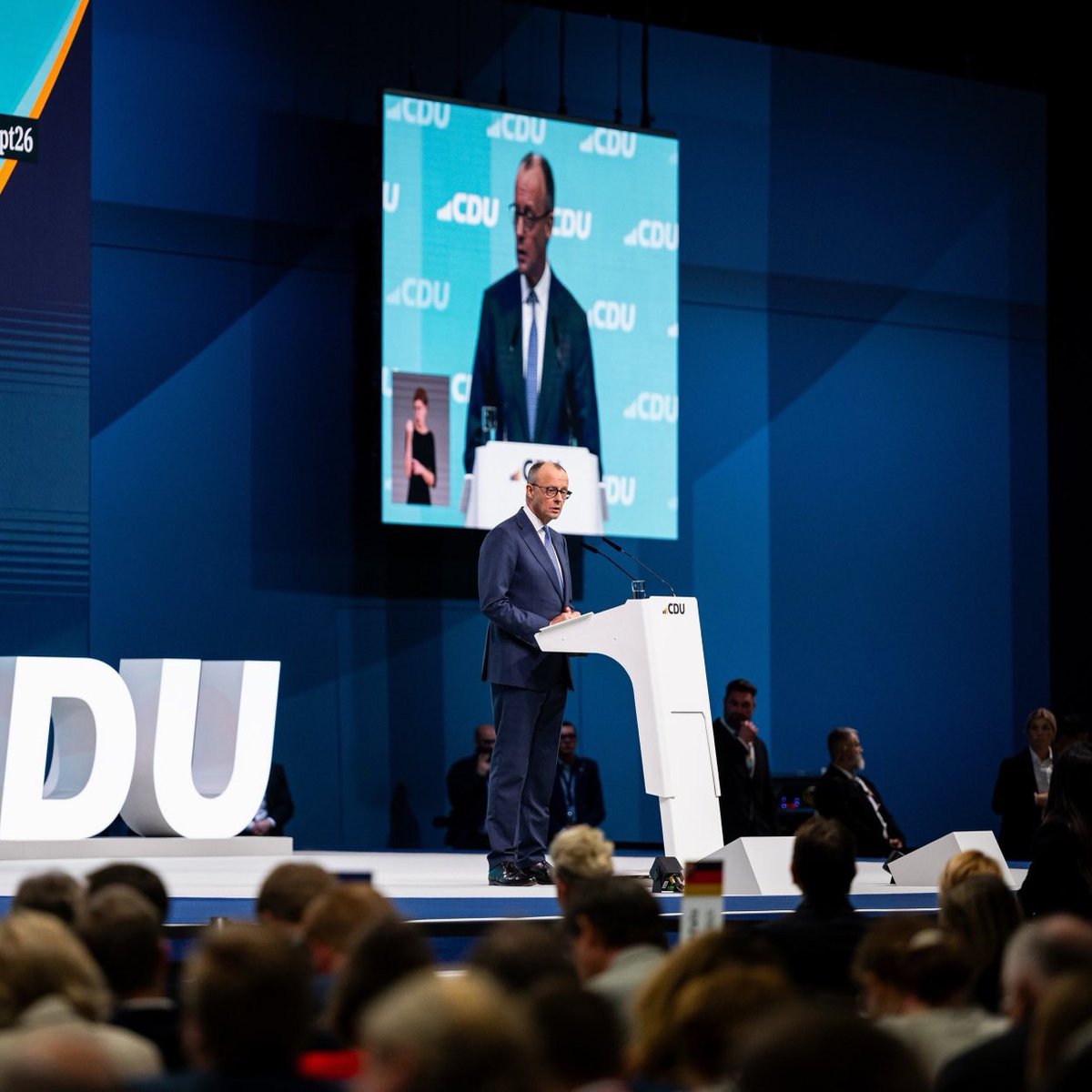 Wir gehen unseren Weg beim Freihandel weiter. Und wir werden nicht den Grünen und anderen folgen, die zusammen mit deutschen AfD-Abgeordneten und mit Linksradikalen im Europäischen Parlament versucht haben, das Mercosur-Abkommen zu stoppen.