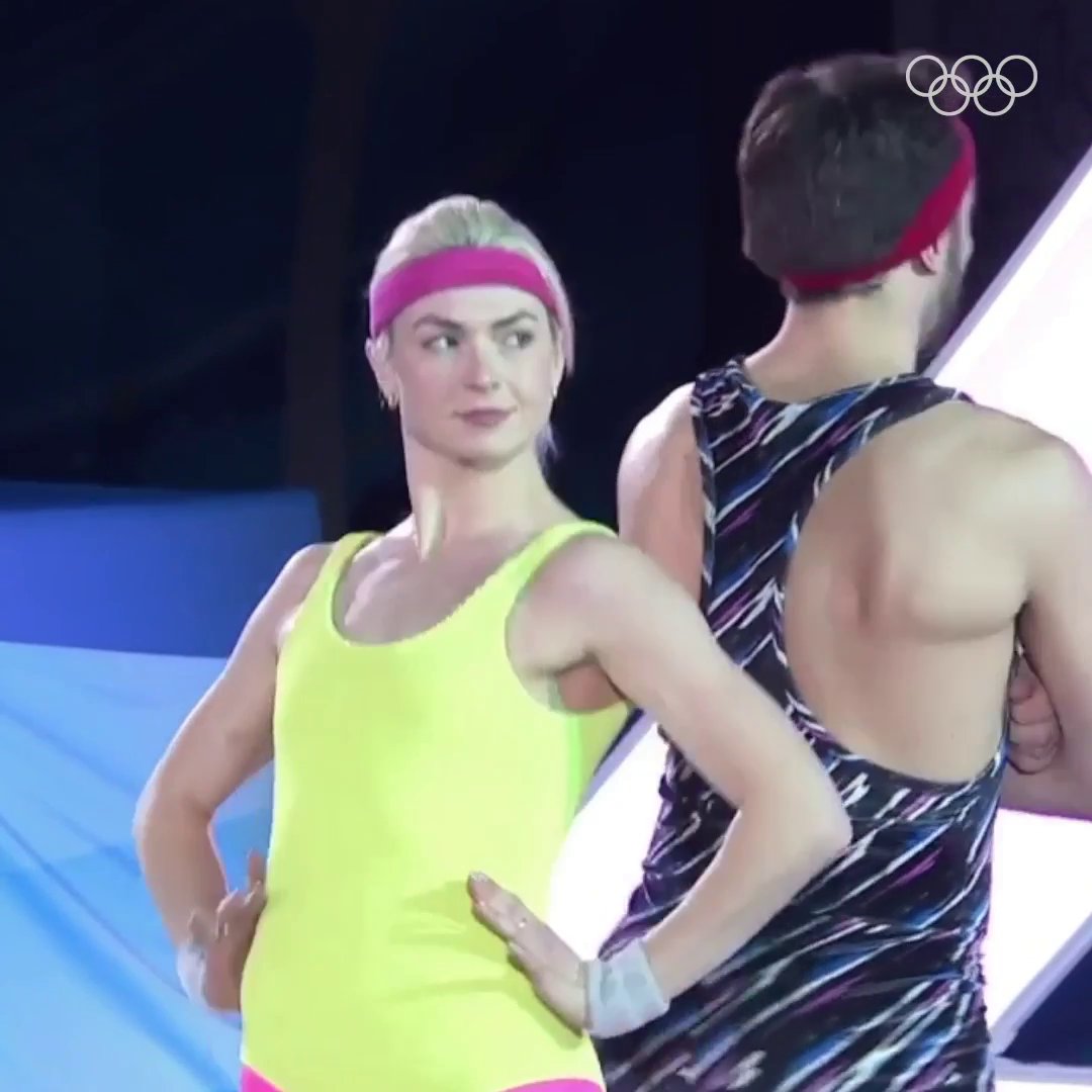 ¡NOCHE DE GALA! 🌃 Los españoles Olivia Smart y Tim Dieck están confirmados para emocionar al público en la gala del patinaje artístico de este sábado en #MilanoCortina2026. 🇪🇸⛸️ Así que vamos a recordar a Olivia, junto con Adrián Díaz, en la gala de #Beijing2022. 🌟 #JuegosOlimpicos #FigureSkating l Comité Olímpico Español RFEDH
