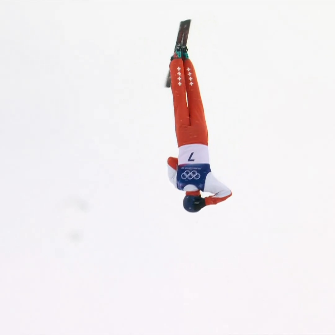 THE HURRICANE HAS MADE LANDFALL. 🌀 Switzerland's Noe Roth lands one of the hardest Aerial skiing tricks: a triple backflip with five twists.