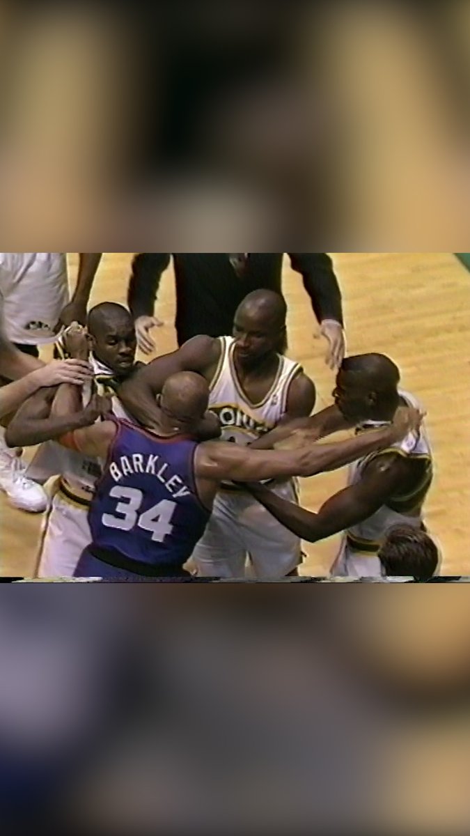 Happy birthday to Charles Barkley. Remember when he went 1-on-3, holding back three grown men — Payton, Kemp, Askew — like toddlers fighting over a toy. Sir Charles has always been larger than life.