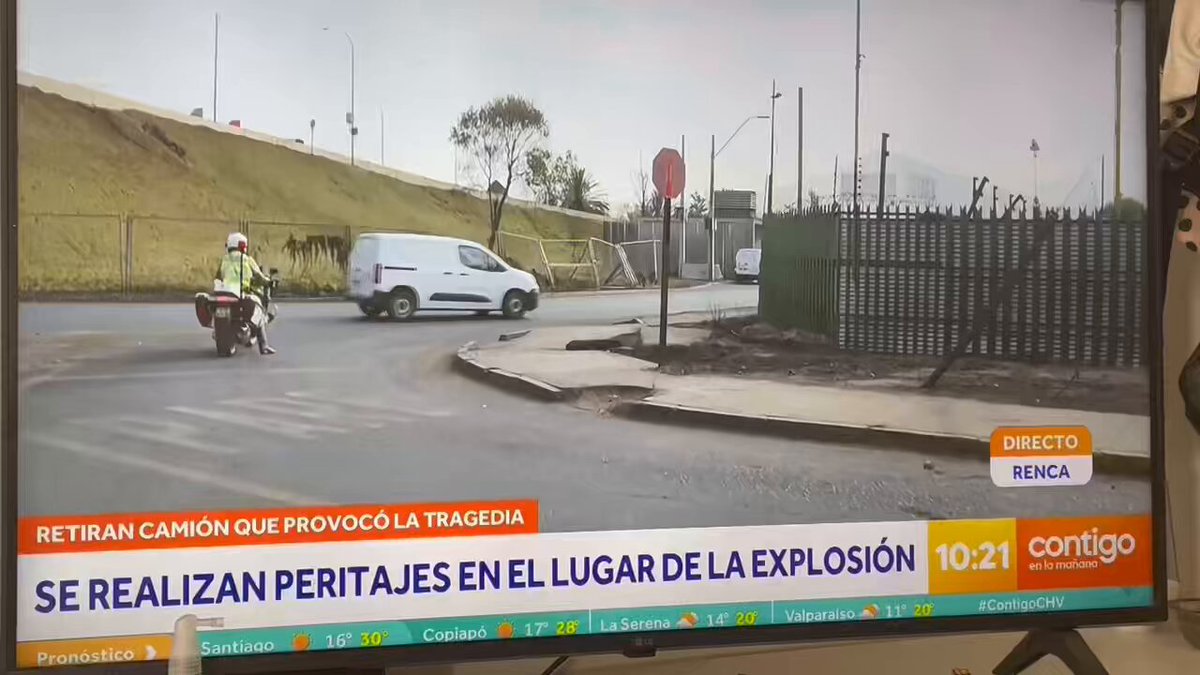 Estamos preguntando porque Chilevisión irresponsable mente informó que todos los perritos habían fallecido. Aquí el video.