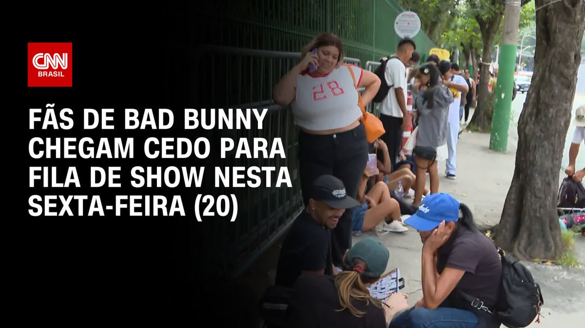 Fãs do Bad Bunny já formam longas filas para show em São Paulo.