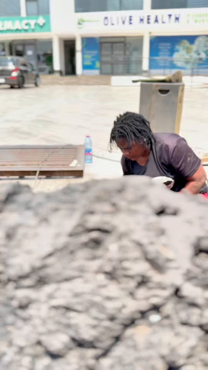 She was told to stop wasting her time with BuzstopBoys, because cleaning gutters for free wouldn’t benefit her — but today, that beautiful smile says everything.