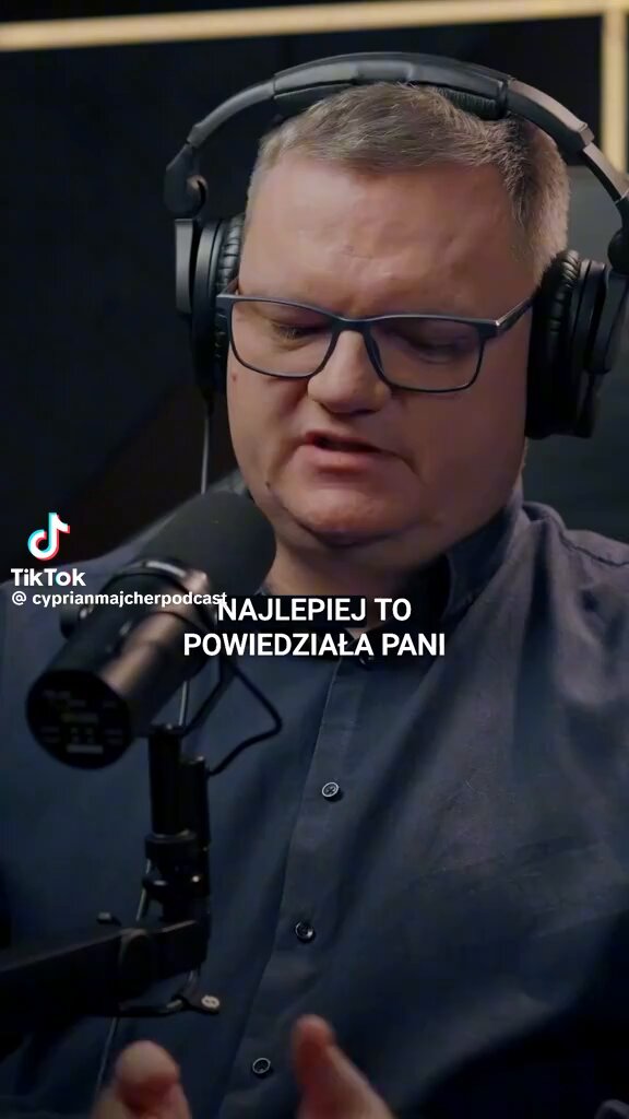 Indianom dawano whiskey, żywność jakieś towary za ich ziemię. Tubylcy mają teraz trochę autostrad, Lidla i podróż na dowód i zadowoleni. A ci niewybieralni w UE ustawiają nam życie, zadłużają nas i nic im nie zrobisz, kraj sie zawija, rząd na kolanach a lud szczęśliwy.