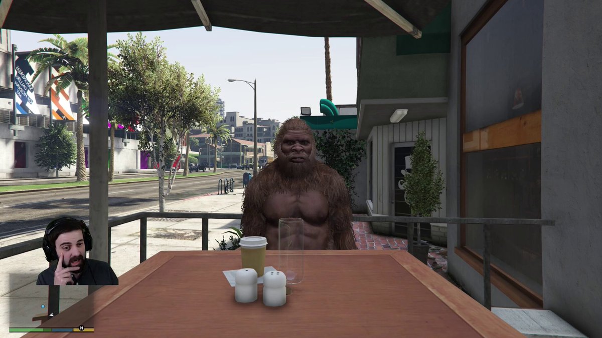 I modded a random Speed Dating event into GTAV Except the dates are voiced live by Twitch Chat