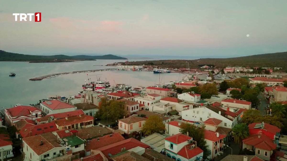 İSMAİL HACIOĞLU’SUZ FRAGMAN 🔷“Cennetin Çocukları” dizisinin yeni bölüm tanıtımı yayınlandı. Hafta başı yasaklı madde operasyonunda gözaltına alınan ve ardından serbest kalan İsmail Hacıoğlu’nun sahnelerine fragmanda yer verilmemesi dikkat çekti.