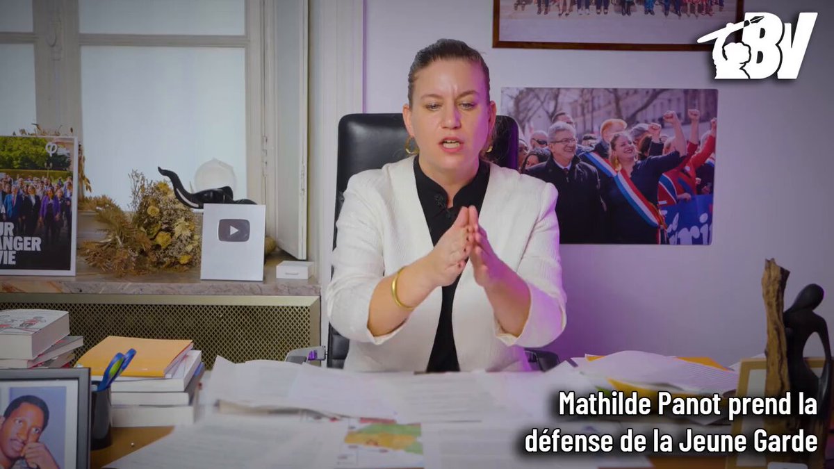 Dans sa dernière vidéo d’actualité, la présidente du groupe LFI à l’Assemblée nationale Mathilde Panot a pris la défense de la Jeune Garde, « un mouvement d’autodéfense populaire », avant d’ajouter qu’on ne pouvait pas parler d’assassinat dans le cas du lynchage de Quentin.