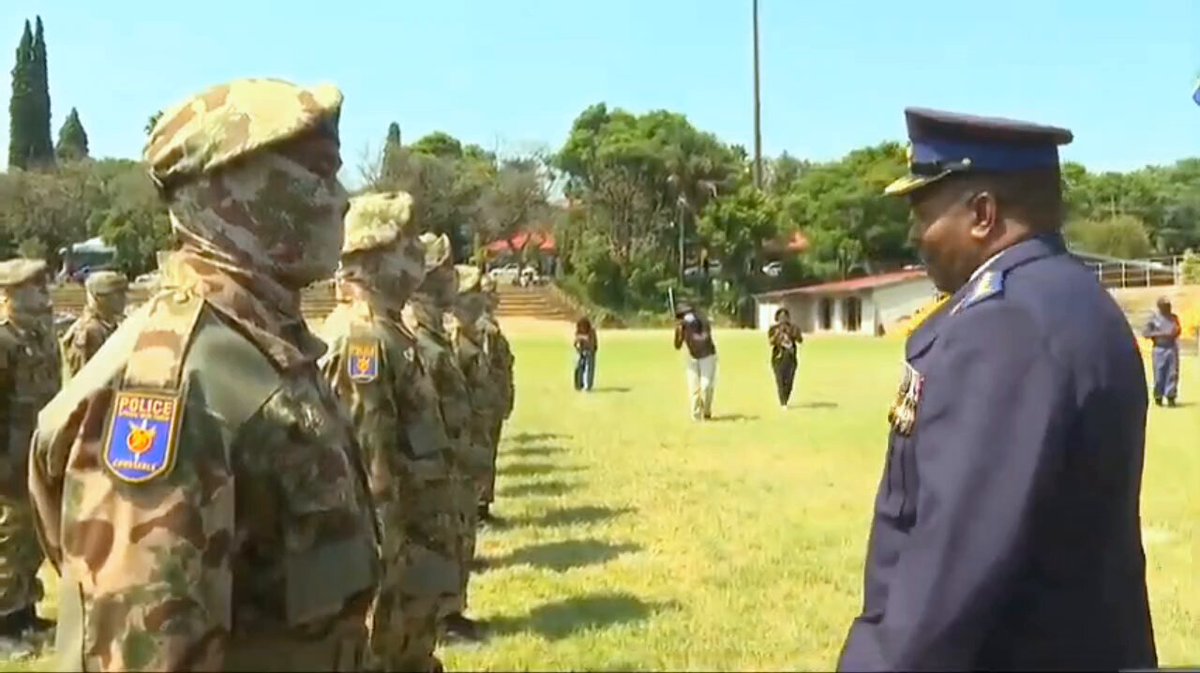 The South African Police Service has welcomed 13 new members to its elite Special Task Force unit. The newly qualified operators received their wings from National Commissioner General Fannie Masemola and General Nhlanhla Mkhwanazi at the SAPS Tshwane Academy.