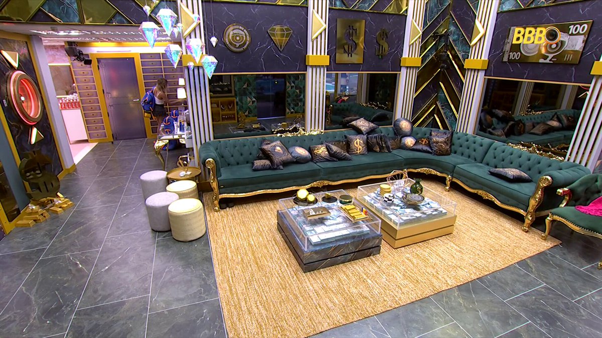 Momento que Samira leva suas malas para o Quarto Eternidade. #BBB26