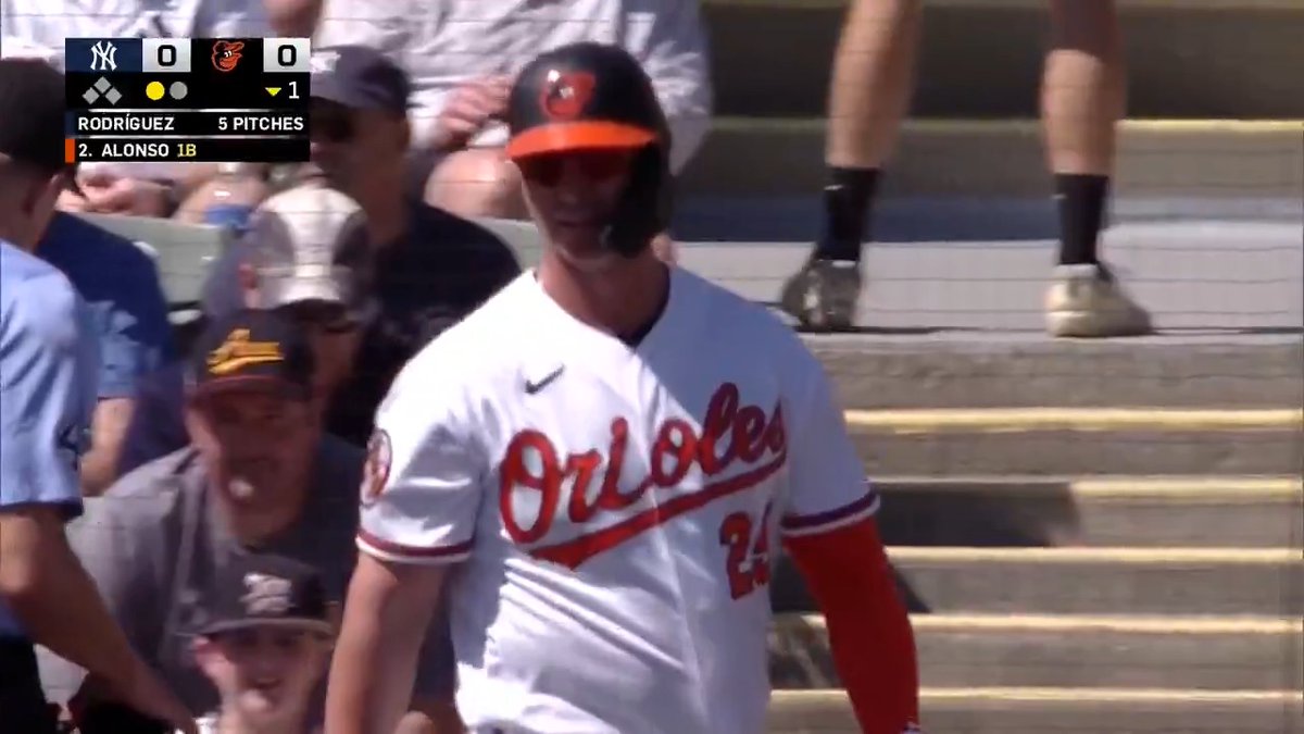 Pete Alonso gets a warm welcome from Orioles fans in his #SpringTraining debut 👏