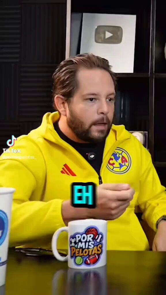 Una de las leyendas mas grandes del Club América (Carlos Reinoso V) dice que Henry va a ser Leyenda del Club América; luego acá amemeco7654 te dice que Henry, es un patas de raqueta y muertin. Luego. El Maestro habla muy bien de Fidalgo y Zendejas
