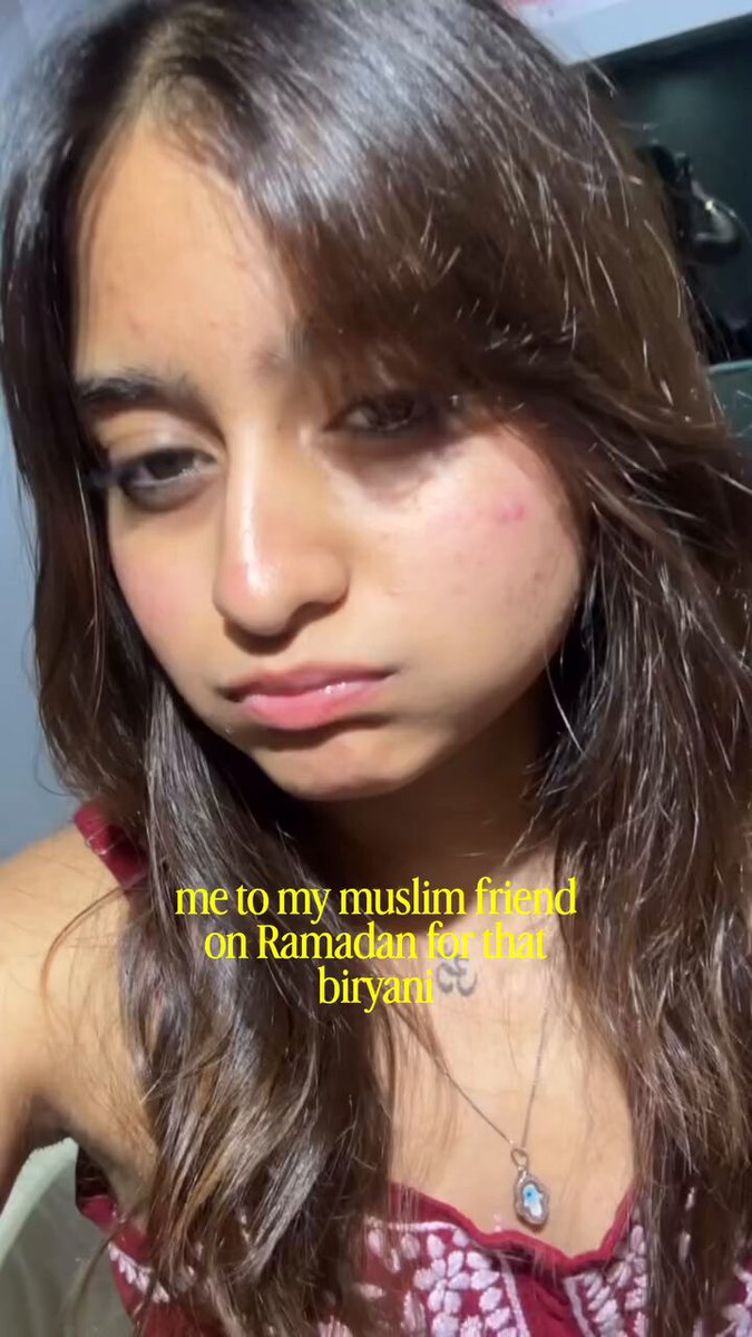 Meet Avani, she is a Gorgeous Sanatani Hindu girl 🧡 It's Ramadan and she is getting Crazy for Biryaaani 🍛🥘 even more then Muslims themselves 🧡💚 Hope she will find a Muslim who will serve her Good , Tasty, yumm yumm Biryaaani 🥘🍛 🧡💚 Retweet 🔁