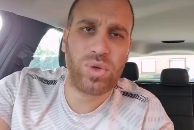 من هنا أتى وصف (التكويع)…قبل إحتلال دمشق بستة أعوام… اليوم هذا المخلوق يتصدر كل محطات وصفحات جمهور الجولاني…