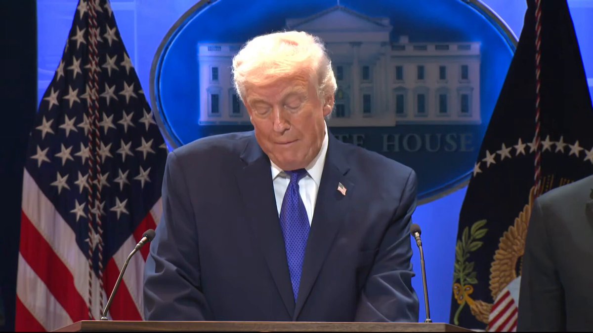 🚨 BREAKING: President Trump says he's SO PROUD of Justice Brett Kavanaugh, who wrote an absolute masterclass of a dissenting opinion in favor of his tariffs "His stock has gone so up. I'm SO proud of him!" 🔥 47 even read some of it aloud "I can charge MUCH MORE than I was charging!"