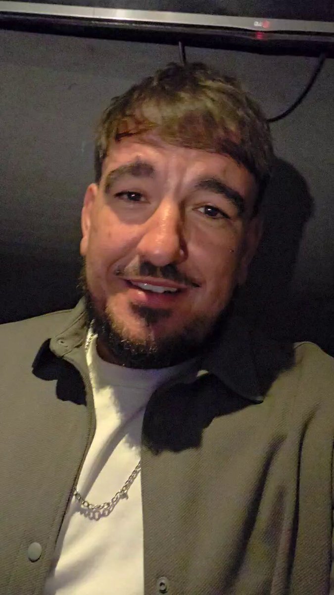 Voy a prender a las 4 porque me demoré haciendo unas cosas que misteriosamente involucran al panificado conocido como figaza.