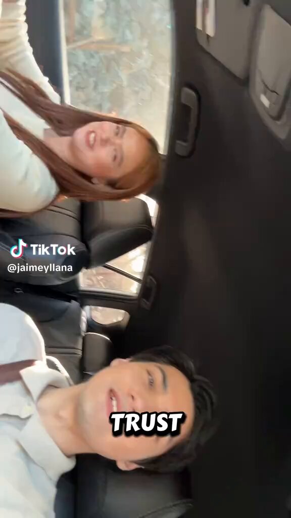 "tapos nandiyan si wilbert oh ako yung katabi mo sa kotse" jaime bulong mo sakin ano nalalaman mo