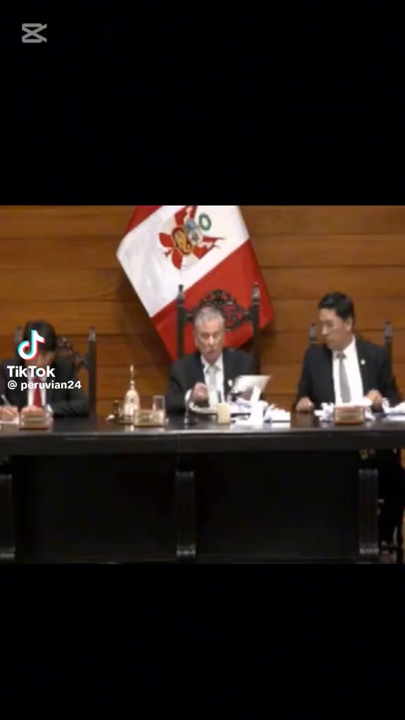 A PEDIDO DEL PÚBLICO: El cacharro de Rospigliosi en la votación 😆