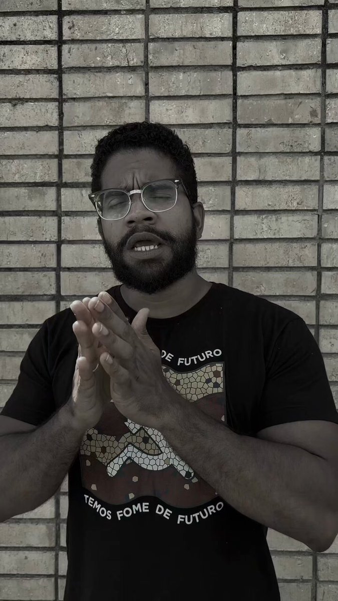 Kim Kataguire está me processando. Um dos argumentos centrais do processo é que promovo uma campanha de calúnia e difamação contra o mesmo e uma das provas é… eu falar que venci o debate no Inteligência LDTA. Na peça dos advogados dele, o argumento é que foi “debate equilibrado”