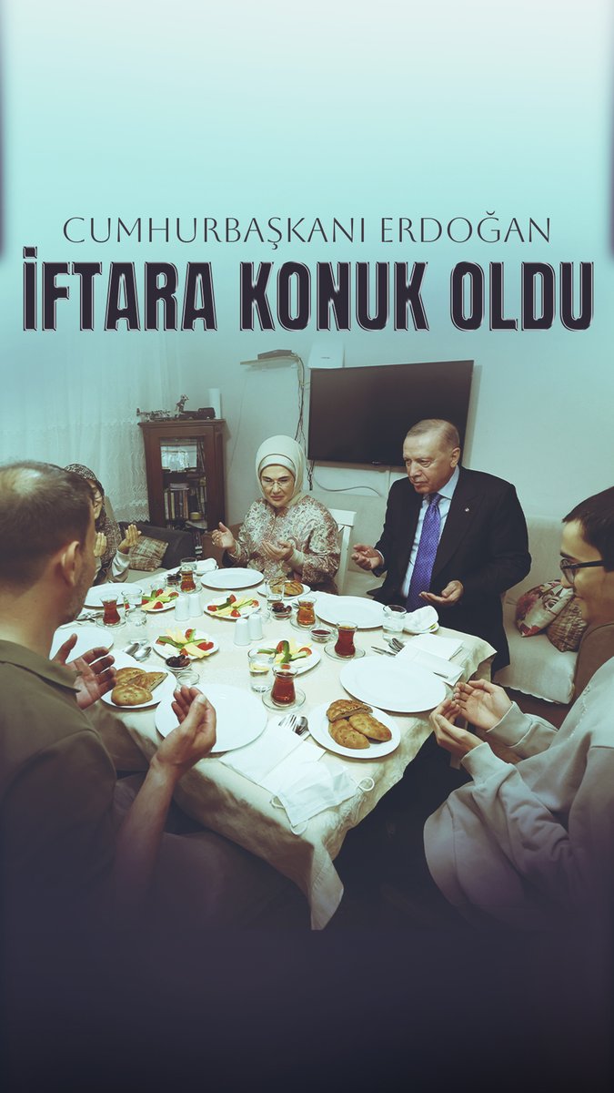 Cumhurbaşkanı Erdoğan ve eşi Emine Erdoğan, İstanbul'da Kayacık ailesinin iftar sofrasına konuk oldu.