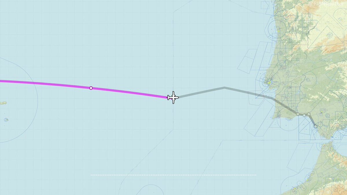 USAF 427th SOS C-295W #RCH610 (13-0501) with Santa Maria HF 11309 on Wednesday afternoon, making their way across the pond for the Middle East.