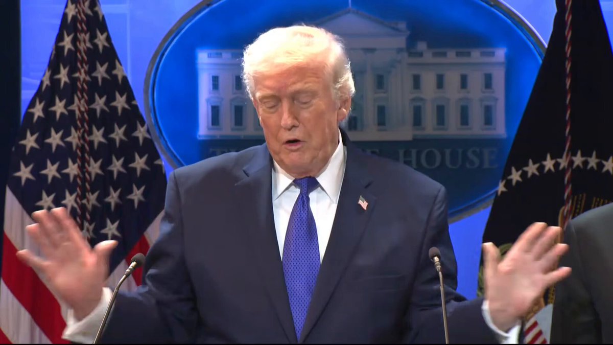 🚨 BREAKING: President Trump RIPS Supreme Court's 6-3 majority for their tariff opinion and not even mentioning how refunds would work "It's a terrible DEFECTIVE decision! Almost not written by SMART people." "What about the money we took in? Sir, they don't discuss that. How CRAZY is that?!"