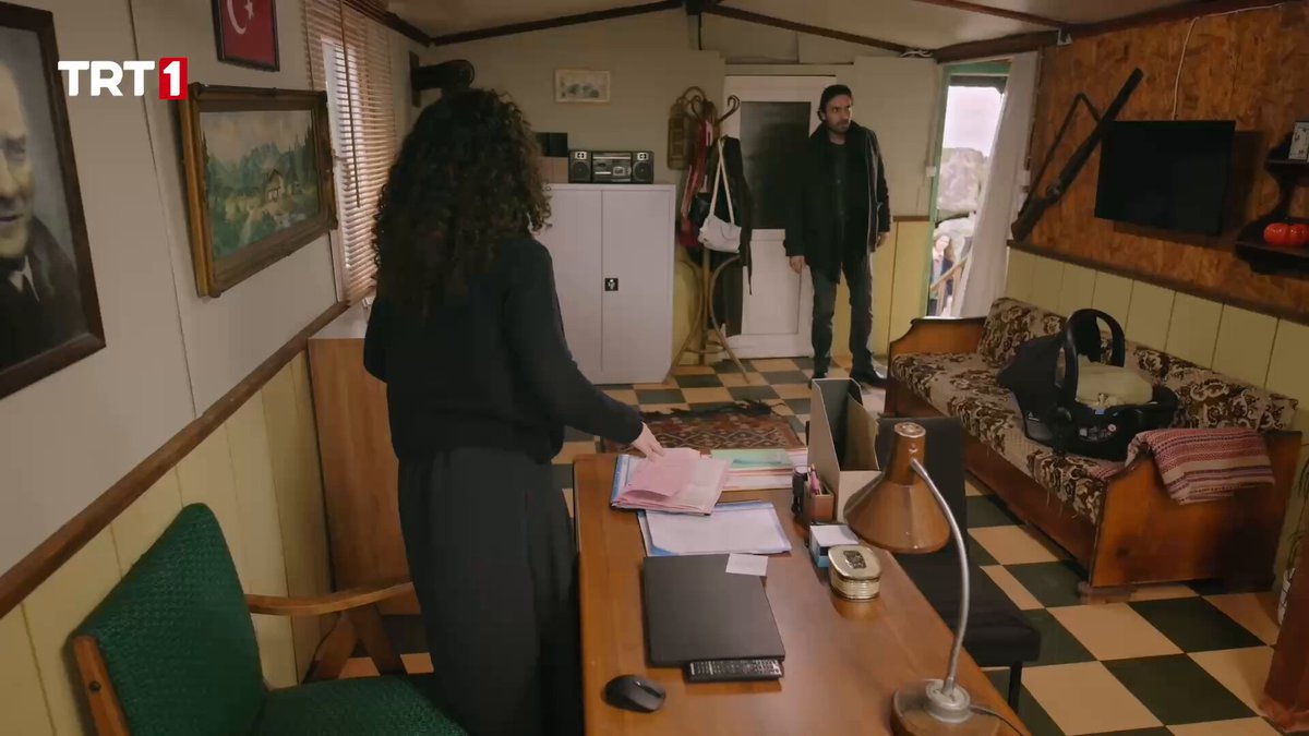 Yürü be Emine! #TaşacakBuDeniz TRT 1